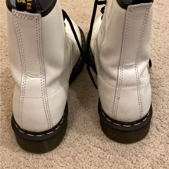 Dr. Martens - Picture 4 of 4